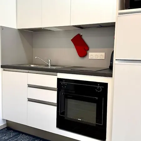 Apartment Le Cocoon - Proche Centre - Climatisation - Wifi *