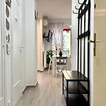 Le Cocoon - Proche Centre - Climatisation - Wifi Μεντόν