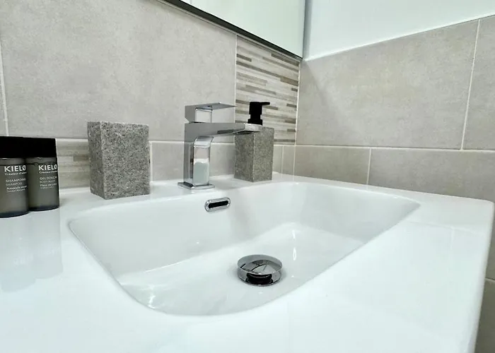 Le Cocoon - Proche Centre - Climatisation - Wifi * 芒通